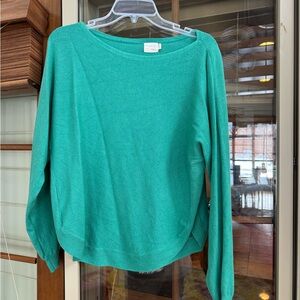 Chic Green Crew Neck Sweater